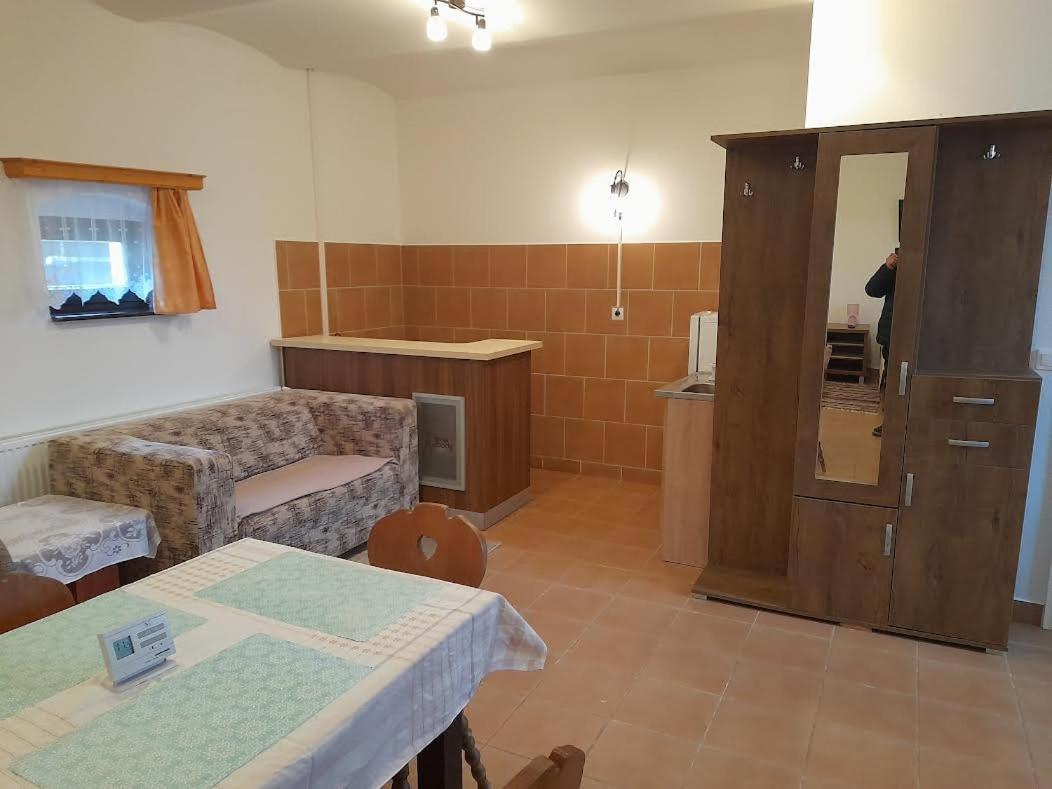 Kápolna Vendégház Kerkaskapolna Exterior foto